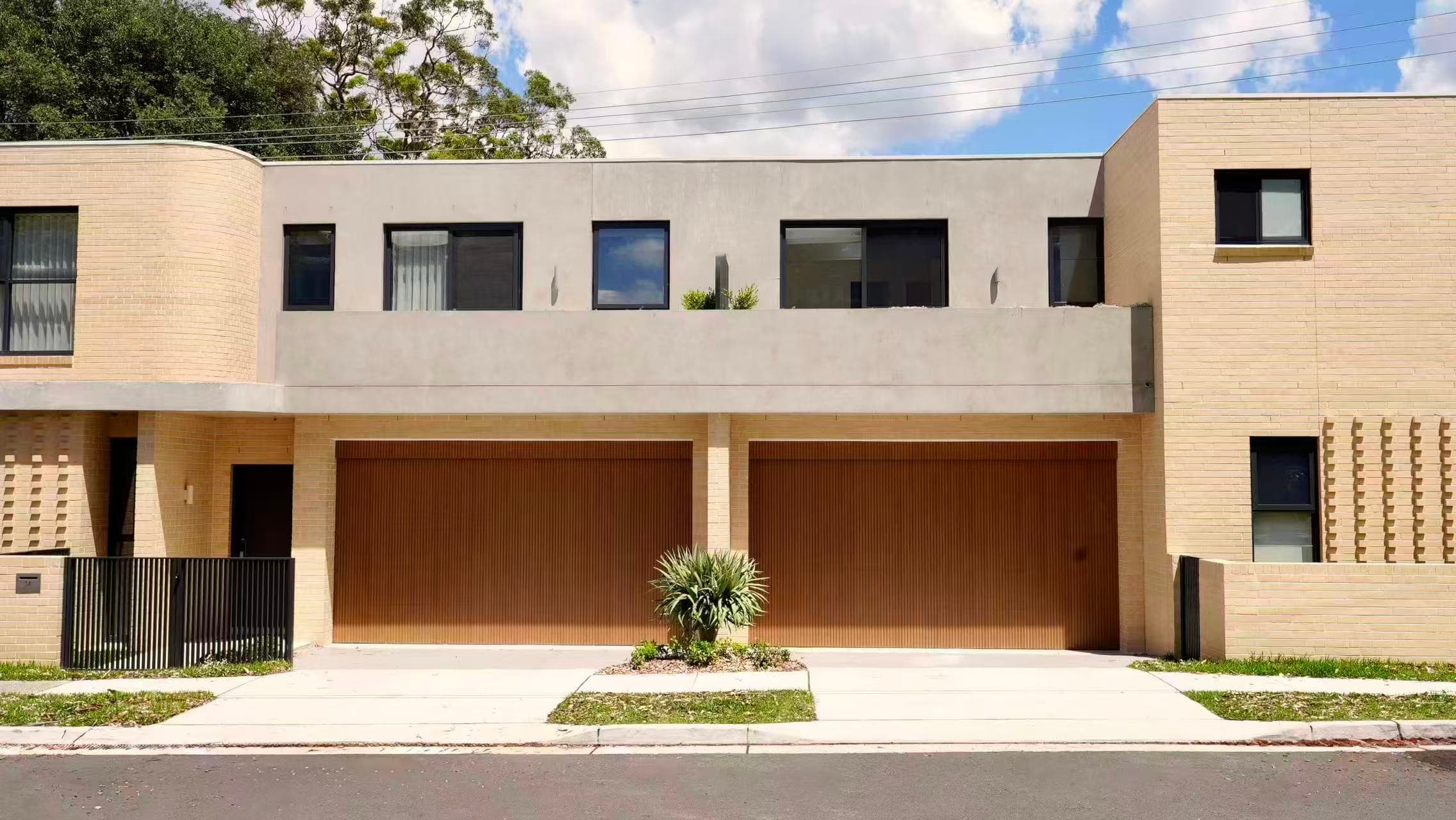 Willoughby Duplex gallery 3